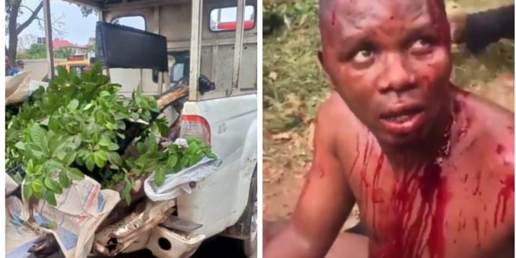 Mob brutalizes, sets two suspected POS robbers ablaze in Enugu 