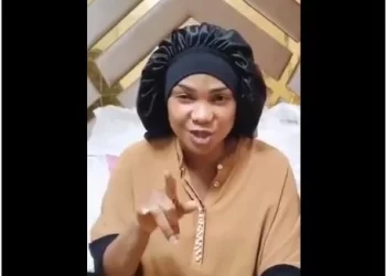 Iyabo Ojo fumes as Fayose’s brother calls her out over N7k pepper soup