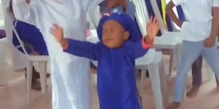 Watch:  Video of Little girl ‘under the influence of the Holy Spirit’ goes viral