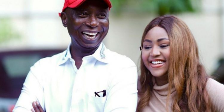 Regina Daniels, husband dance ‘Buga’ at political campaign in Delta