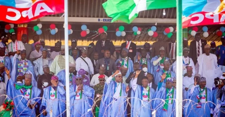 Buhari leads campaign for Tinubu in Sokoto , ssys ‘he understands Nigeria, very well ‘