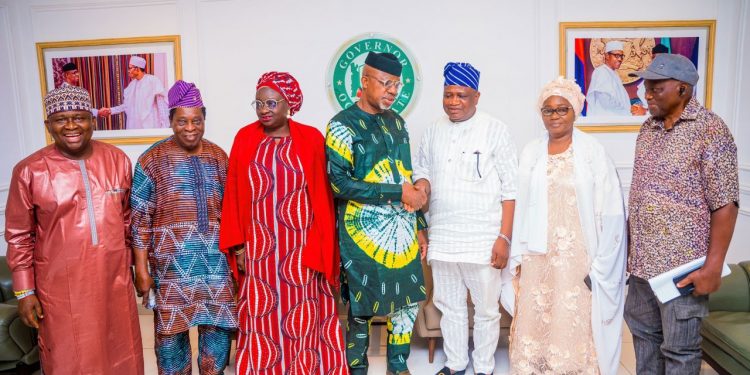 Ogun guber: Senator Buruji loyalists, Amosun supporters, others endorse Abiodun for second term