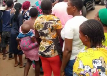 Vigilante shoots, kills man inside fast food joint over missing phone