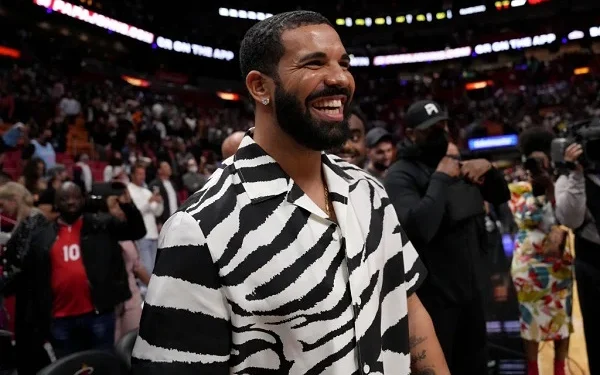 Drake pockets $2.7m after betting on Adesanya’s UFC win against Pereira