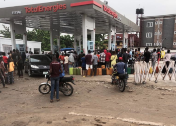 Queues return to Abeokuta, Lagos, and Abuja after Tinubu’s petrol subsidy removal speech