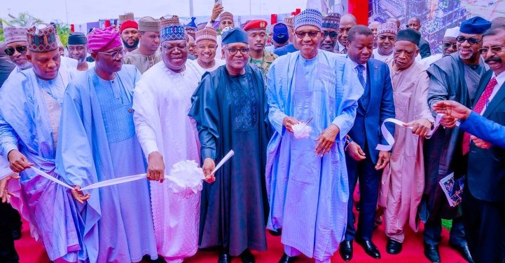Buhari Inaugurates Dangote Refinery, Calls It Game Changer For Nigeria’s Economy