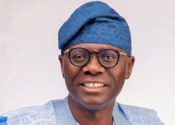 Sanwo-Olu gets signed jersey from favourite Arsenal player Bukayo Saka