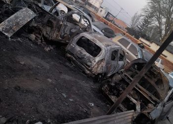 Cars,  spare parts worth millions burnt as Ugandan man sets Nigerian car dealers’ office on fire in South Africa