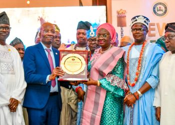 Ogun DG Bags Special Recognition Award
