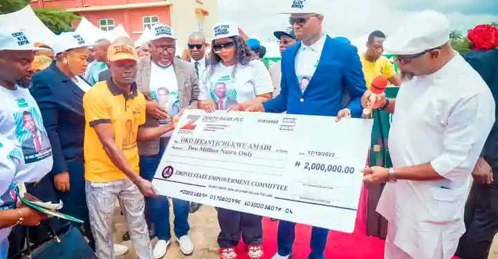 Governor Nwifuru Flag Off N1bn Empowerment, Skill Acquisition Program For 500 Ebonyi Indigenes Streets Hawkers Across Nigeria