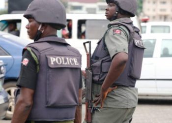 Gunmen attack Cross River Secretariat, shoot accountant in Calabar