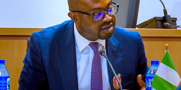 Tunji-Ojo orders probe of NIS officials at Seme border over ‘misconduct’