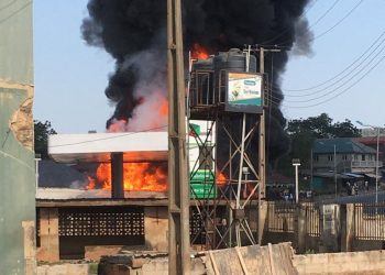 Residents panic as fire guts NNPC filling station in Iseyin, Oyo