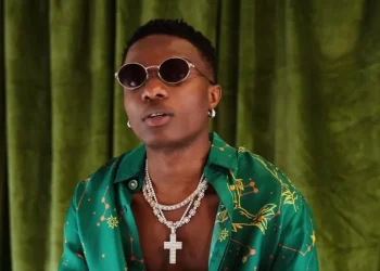 ‘Fake Igbo dey’ – Singer Wizkid reveals as he lands in hospital
