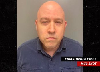 Man stabs neighbour to death for snoring loudly
