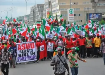 Hardship: 65 CSOs pull out of NLC,TUC planned strike