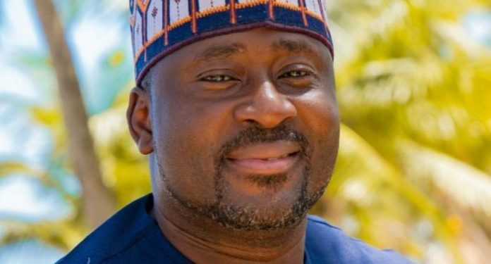 Desmond Elliot stirs controversy on social media for distributing perfumes, books to constituents