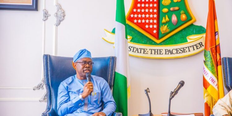 Food Crisis: Makinde Hits Akpabio, Says ‘No Governor Got N30bn’