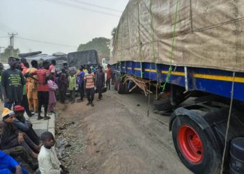 Truck Drivers Block Zaria Road To Protest Rift With Customs Officers