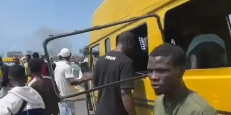 Eid-el-Fitri tragedy: Passengers flung into Lagoon in 3rd Mainland Bridge accident