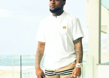 ‘I dislike men who wear skirts’ – Davido