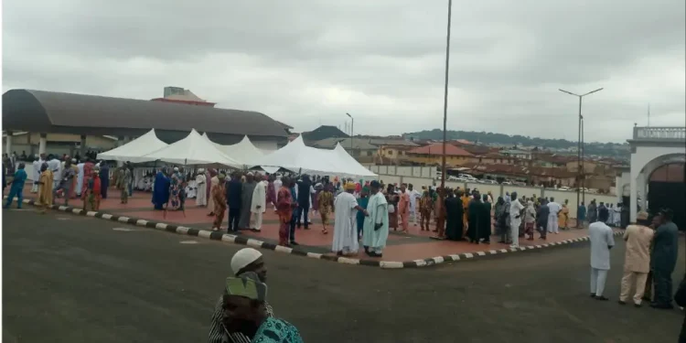 Olubadan elevates 6 chiefs in Balogun chieftaincy line