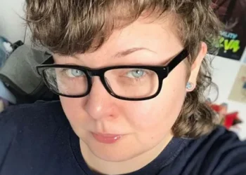 Woman arrested after she raised £3,500 for her mother’s funeral then spent money on herself