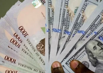 Naira depreciates against dollar amid FX supply drop