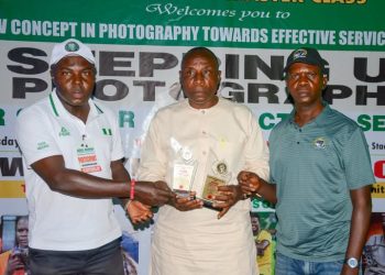 Alao, Dangana Receive Abdul Momoh Photography Ambassadorial Award