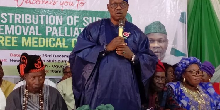 Photo Caption: The Minister of State for Health and Social Welfare, Dr. Iziaq Kunle Salako-, during the handing over of subsidy removal palliatives and free medical services held at Ayetoro, in Yewa North Local Government Area of Ogun State.