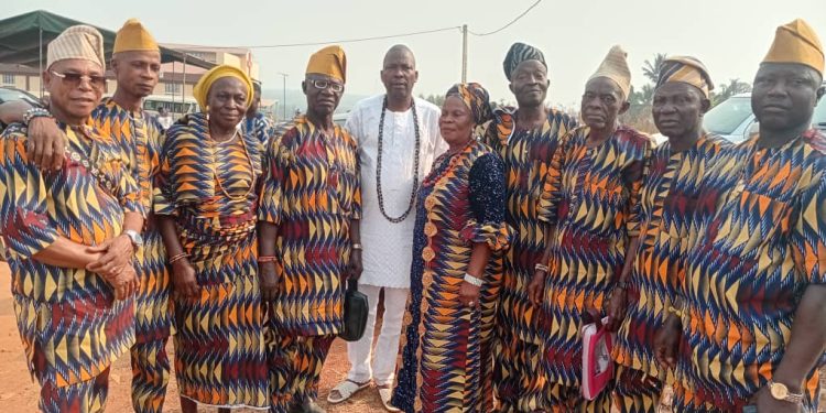 Monarchs, Traditional Heads Business men honour Ijidele as he buries mother with glitz and glamour in Adja Quere at Republic of Benin