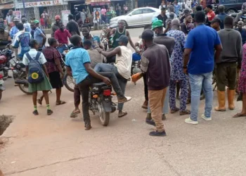 Protesters slam Aiyedatiwa over fresh killing of farmers by suspected herdsmen in Ondo
