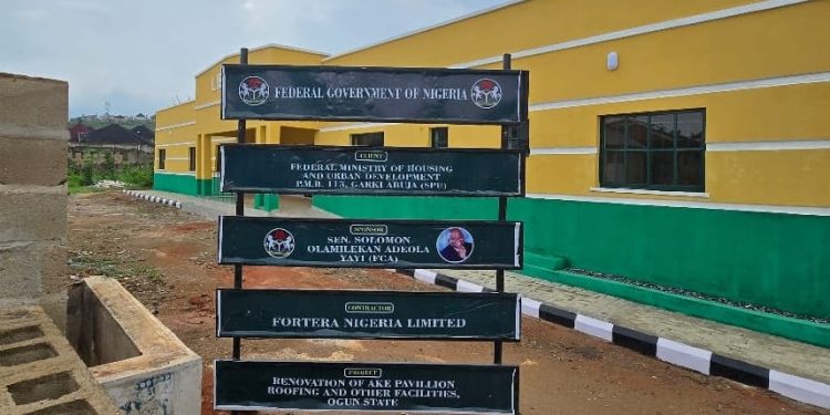 Amosun Accuses  Senator Adeola Of Project Diversion