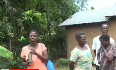 Man stabs his ex-girlfriend at her new lover’s house for dumping him