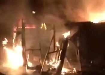 Shops destroyed as fire guts Kwara cattle market