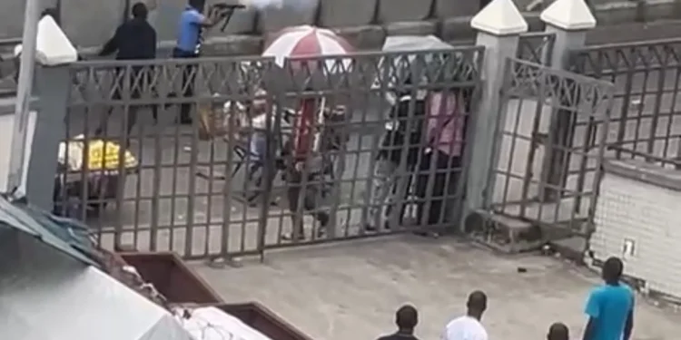 Police fire teargas as traders protest power outage at Lagos’ Tejusoho market