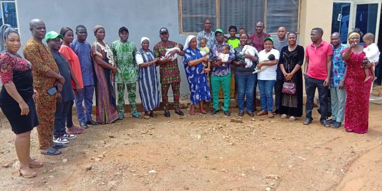 Ebonyi NUJ Visits Orphanage Home,Donates food, other Items To Marks Press Week