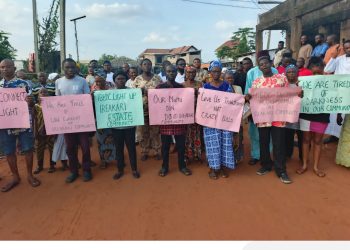 Ogun community protests IBEDC refusal to energize transformer after spending N11m, urges Gov Abiodun’s intervention
