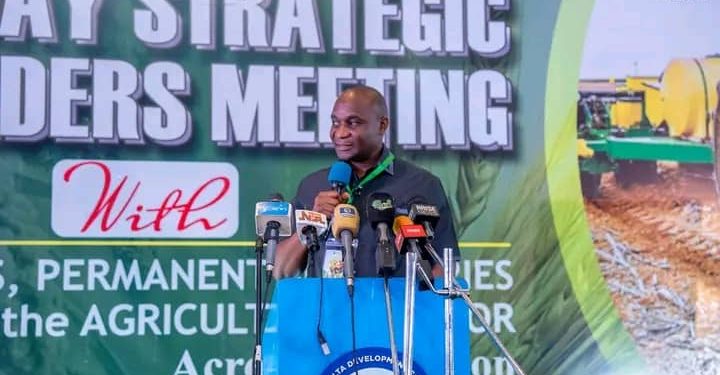 NDDC Boss Discuss With Agric Stakeholders Amid Arrest Rumour, Says Niger Delta Must Look Beyond Oil