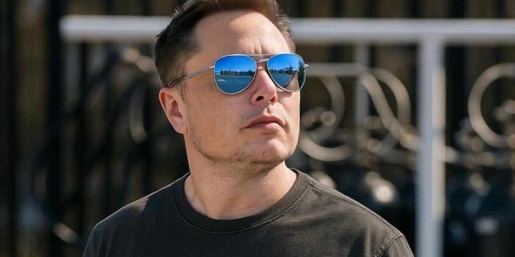 Musk breaks record as first person worth over $600 billion