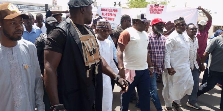 Protesters demand update from Kaduna assembly on probe of el-Rufai over ‘N423bn graft’