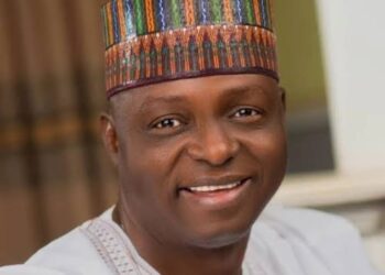 Photos: Tambuwal, Amaechi, Obi, dignitaries at El-Rufai’s mother’s burial