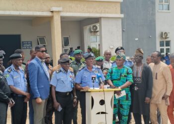 Ogun CP hands over rescued Gateway Polytechnic students to families, school management