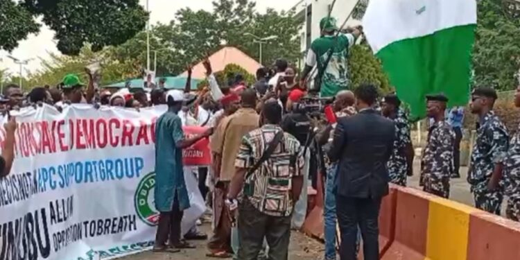 Atiku, Obi, Amaechi, Kwankwaso, Aregbesola, Mark, Others Lead ‘Save Democracy’ Protest