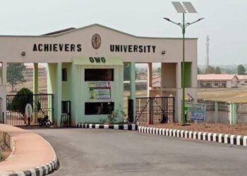 University accuses ex-staff, 320 students of N457m fee scam