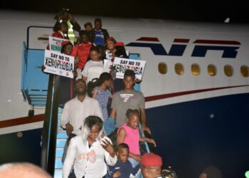 FG to begin voluntary repatriation of Nigerians from South Africa over xenophobic attacks