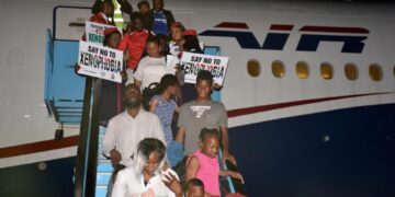 FG to begin voluntary repatriation of Nigerians from South Africa over xenophobic attacks